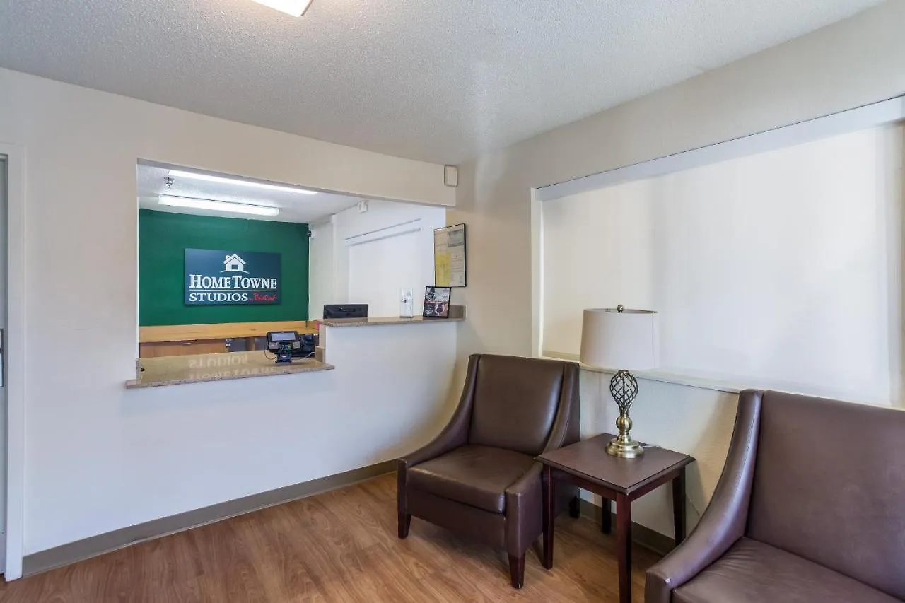Hometowne Studios By Red Roof Nashville - Airport/Briley Pkwy США